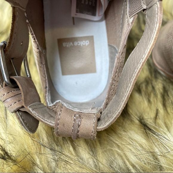 Dolce Vita Kara Suede Perforated bootie size 8 - Picture 4 of 6